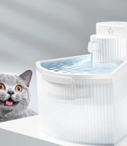 Ultimate Wireless Cat Water Fountain